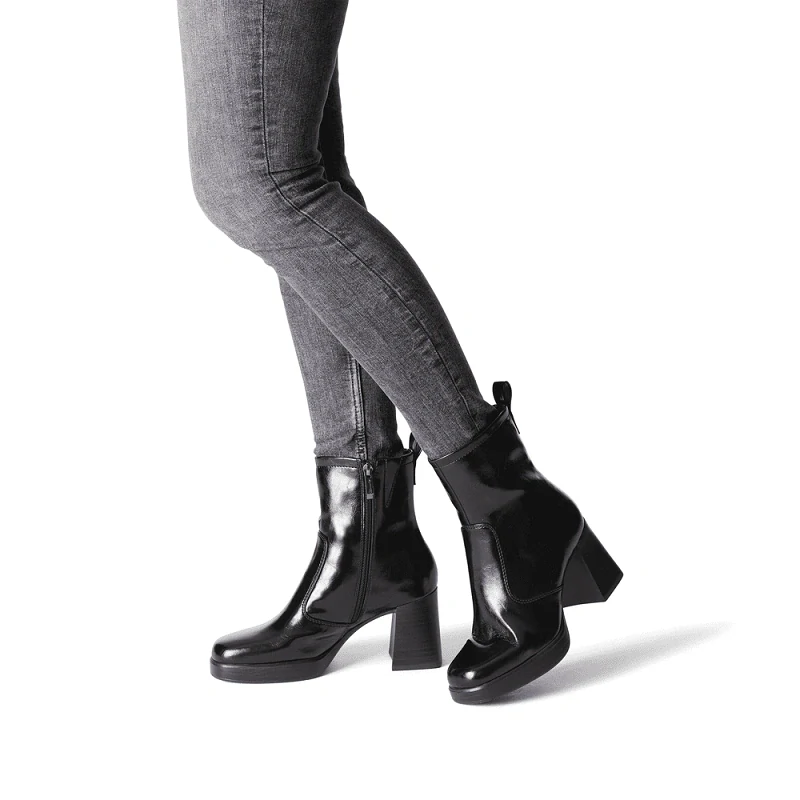 Kotníkové boty Tamaris 1-25361-43 Černá